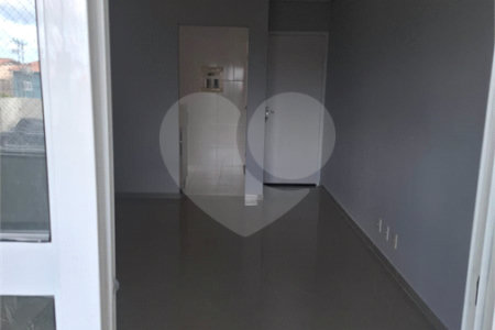 Apartamento à venda com 3 quartos, sendo 1 suíte,  em Vila São Sebastião, Mogi das Cruzes, SP