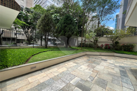 Apartamento à venda com 4 quartos, sendo 3 suítes, em Itaim Bibi, São Paulo, SP