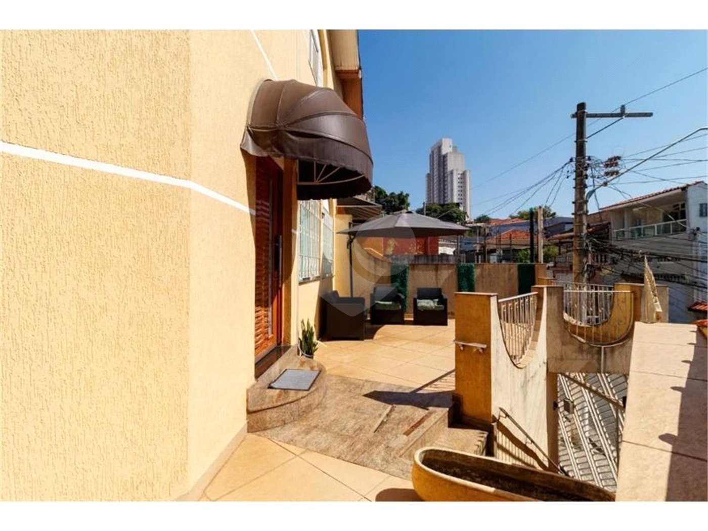 Sobrado à venda com 3 quartos, sendo 1 suíte, em Vila Gustavo, São Paulo, SP