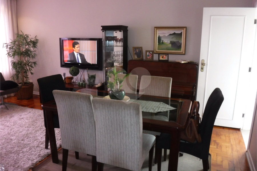 Apartamento à venda com 2 quartos, sendo 1 suíte, em Boqueirão, Santos, SP
