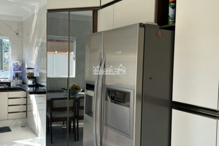 Casa à venda com 3 quartos, sendo 1 suíte,  em Retiro das Fontes, Atibaia, SP