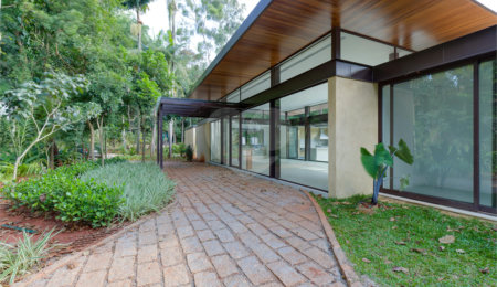 Casa à venda com 5 suítes no condomínio Chácara Flora, São Paulo - SP