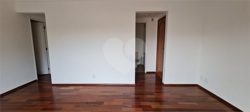 Apartamento para alugar com 3 quartos, sendo 1 suíte, em Chácara Santo Antônio, São Paulo, SP