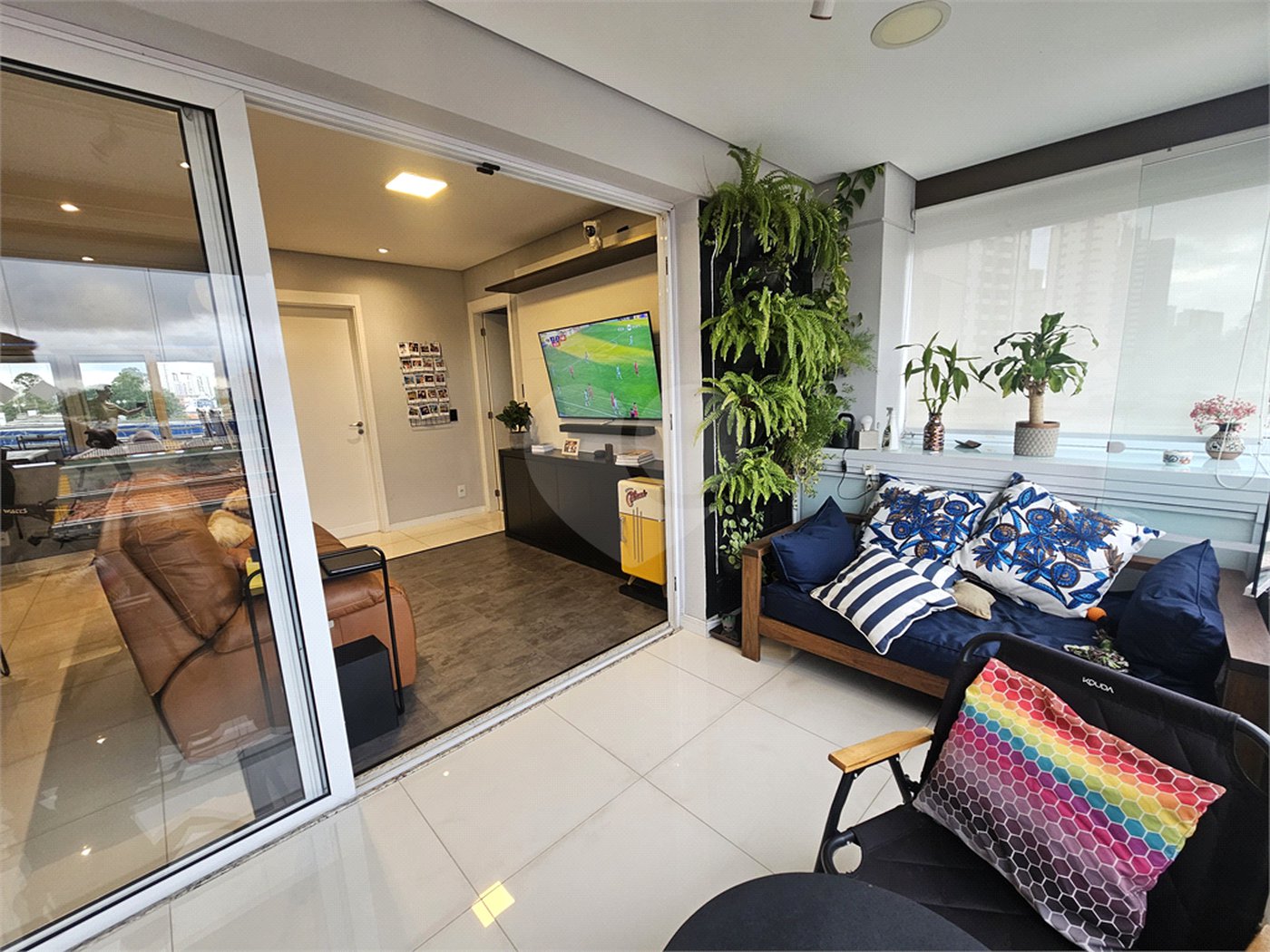 Apartamento à venda com 2 quartos, sendo 1 suíte,  em Tatuapé, São Paulo, SP