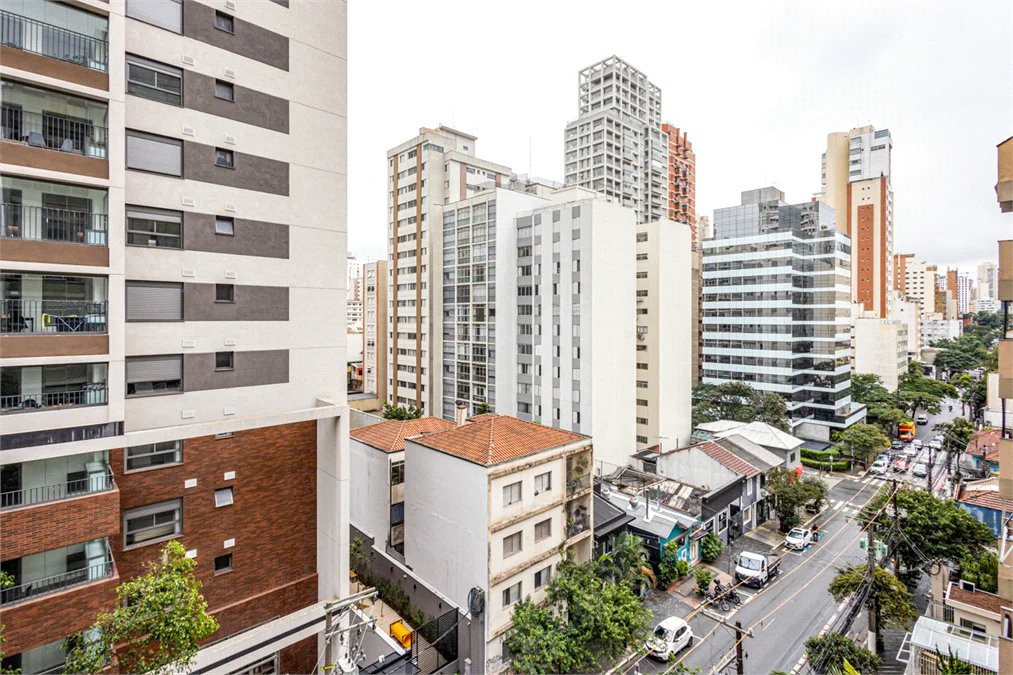 Apartamento à venda ou para alugar com 3 quartos, sendo 1 suíte, em Pinheiros, São Paulo, SP