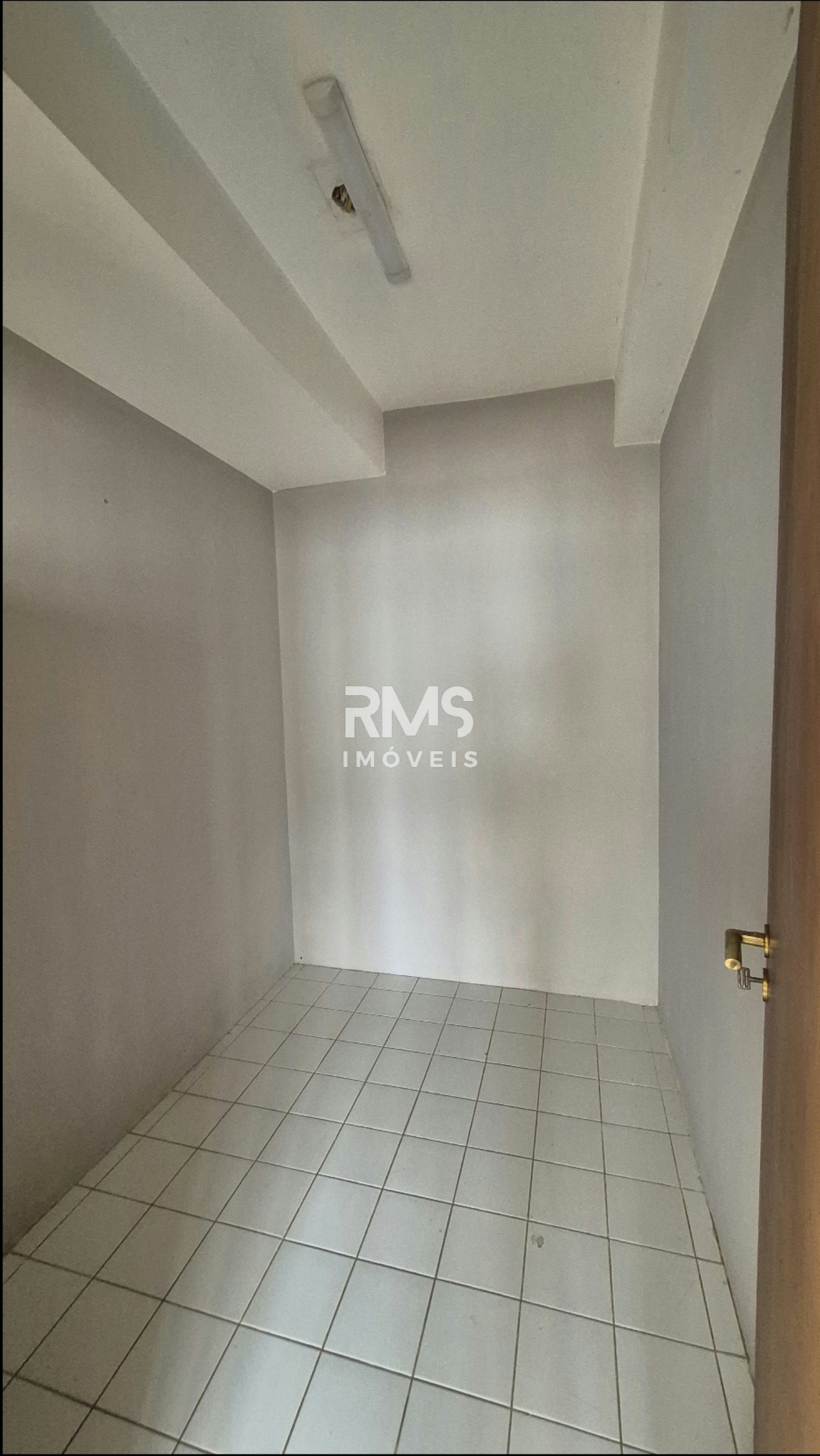 Apartamento para alugar com 3 quartos, sendo 1 suíte, em Vila Nova, Itu, SP