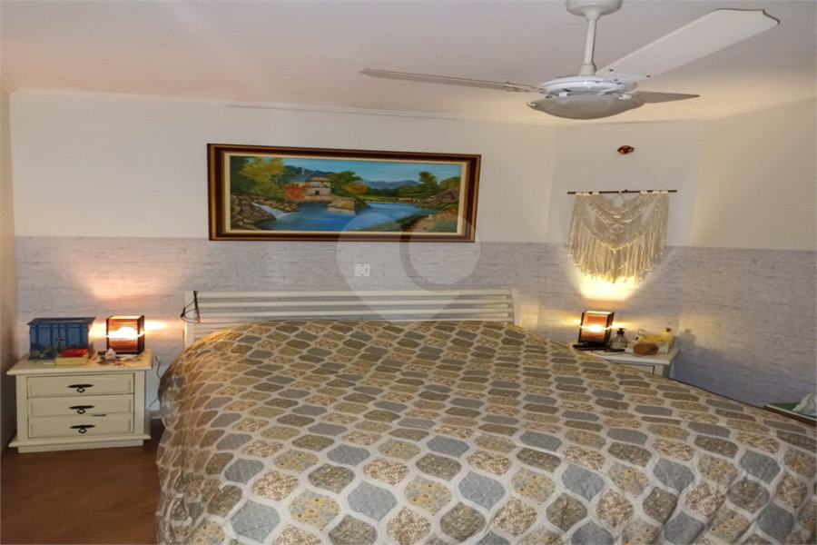 Sobrado à venda com 3 quartos, sendo 1 suíte, em Tremembé, São Paulo, SP