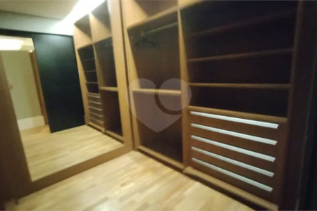 Á venda Apartamento Alto Padrão 5 suítes / 8 vagas 522m² Vila Nova Conceição