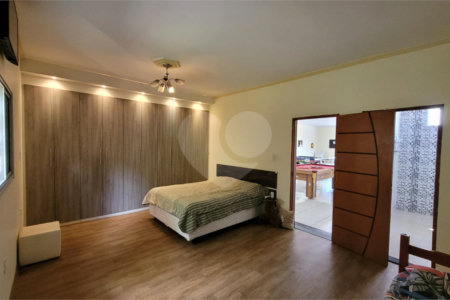 Sobrado Residencial no bairro Douradinho