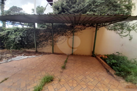 Casa de Esquina à Venda no Santa Felícia – São Carlos/SP