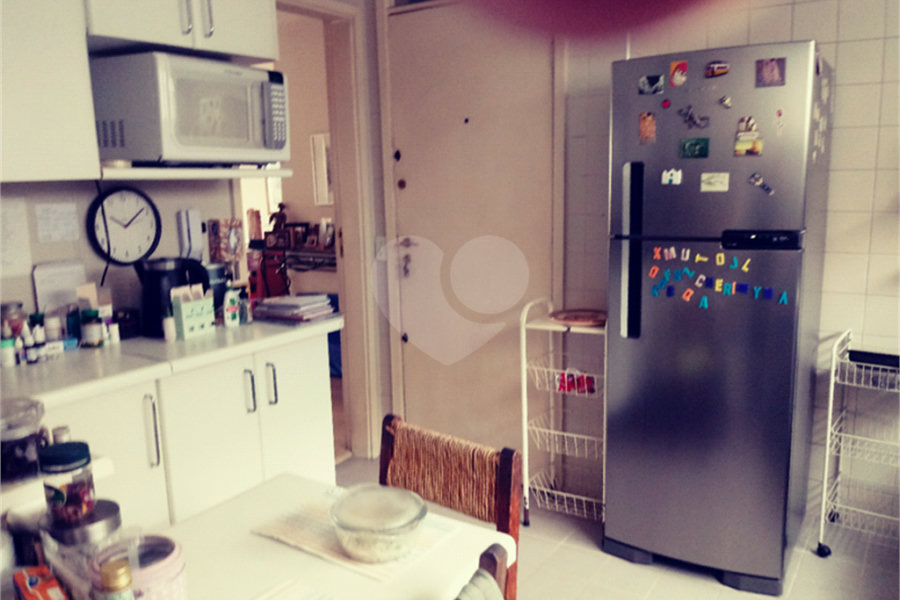 Apartamento à venda com 3 quartos, sendo 1 suíte,  em Perdizes, São Paulo, SP