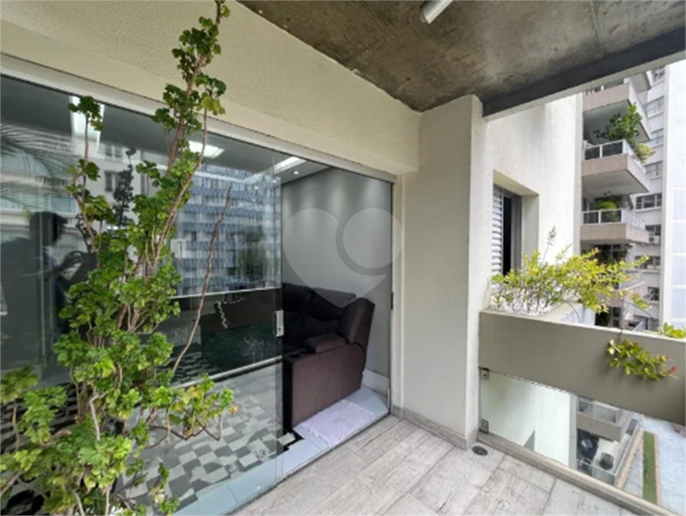 Apartamento à venda com 2 quartos, sendo 1 suíte, em Cerqueira César, São Paulo, SP