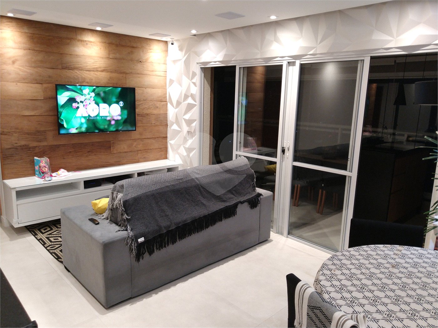 Apartamento à venda com 3 quartos, sendo 1 suíte,  em Mandaqui, São Paulo, SP