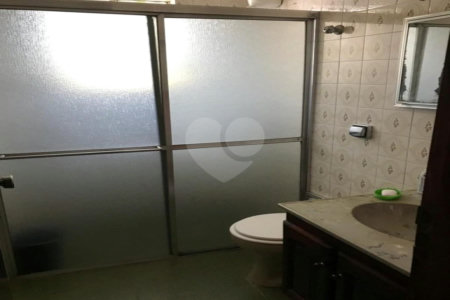 Casa à venda com 3 quartos, sendo 1 suíte,  em Jardim Ester Yolanda, São Paulo, SP