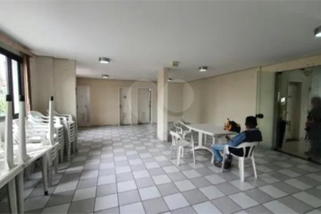 Apartamento à venda com 3 quartos em Santa Terezinha, São Bernardo do Campo, SP