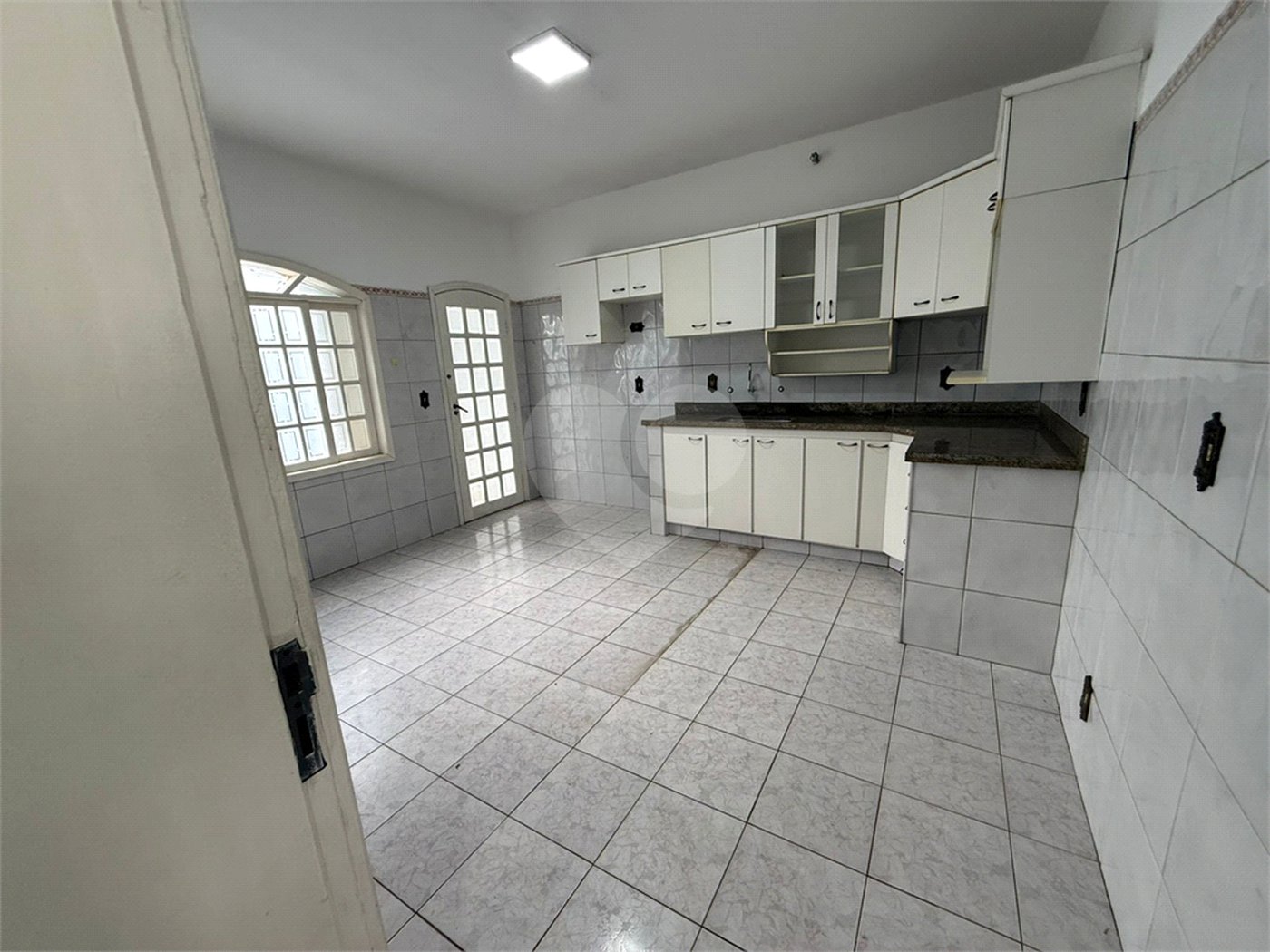 Casa à venda com 2 quartos em Jardim Itália, Itapetininga, SP