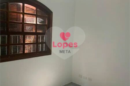 Casa à venda com 3 quartos, sendo 1 suíte, em Jardim das Indústrias, São José dos Campos, SP