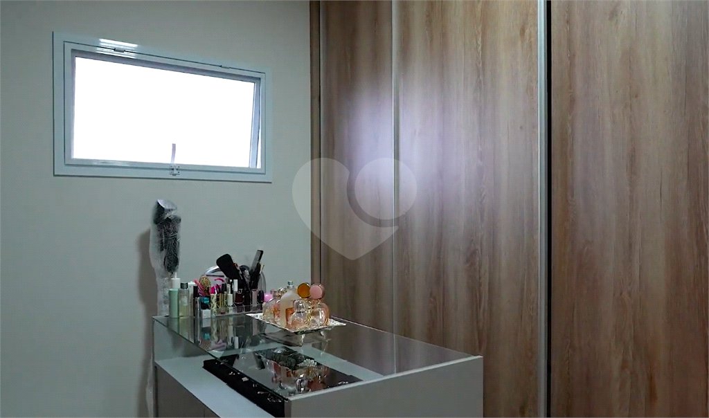 Casa à venda com 3 suítes no condomínio Residencial Terras de Vinhedo, Vinhedo - SP