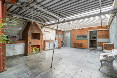 Casa à venda com 3 quartos, sendo 1 suíte, em Vila Clementino, São Paulo, SP