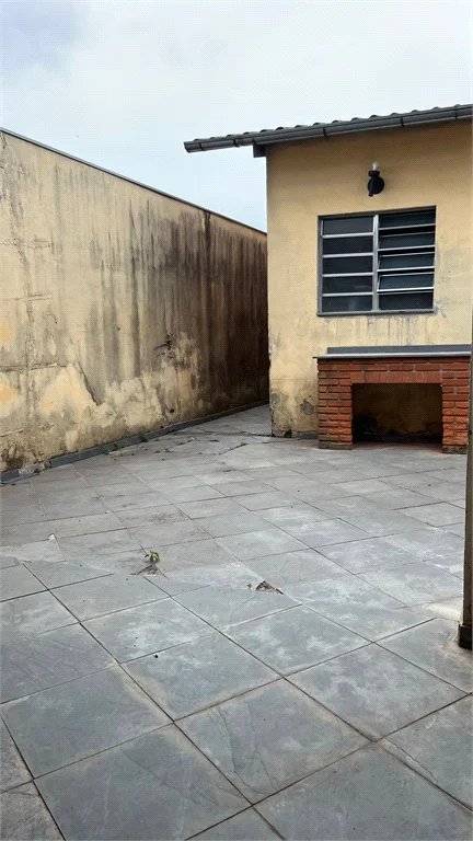 Casa Térrea à venda com 3 quartos em Jardim Dom José, São Paulo, SP