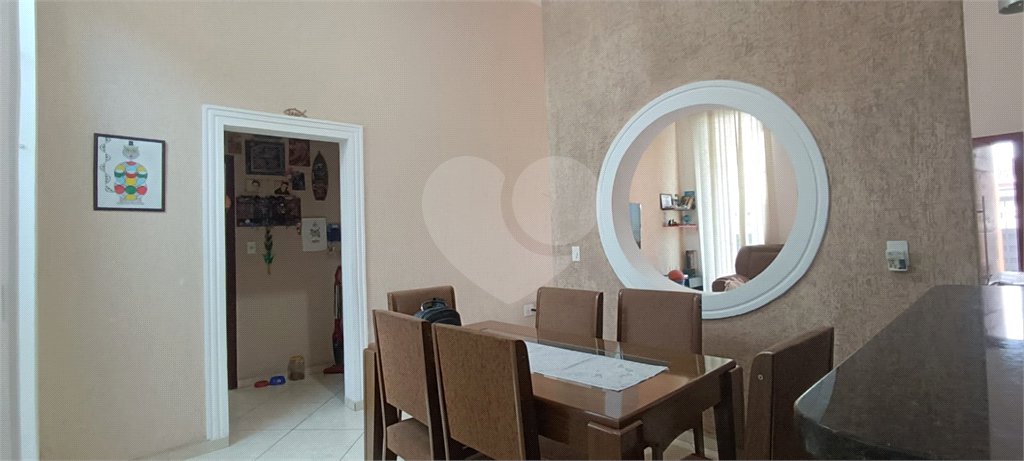 Casa à venda com 2 quartos, sendo 1 suíte, em Vila Domingues, Votorantim, SP