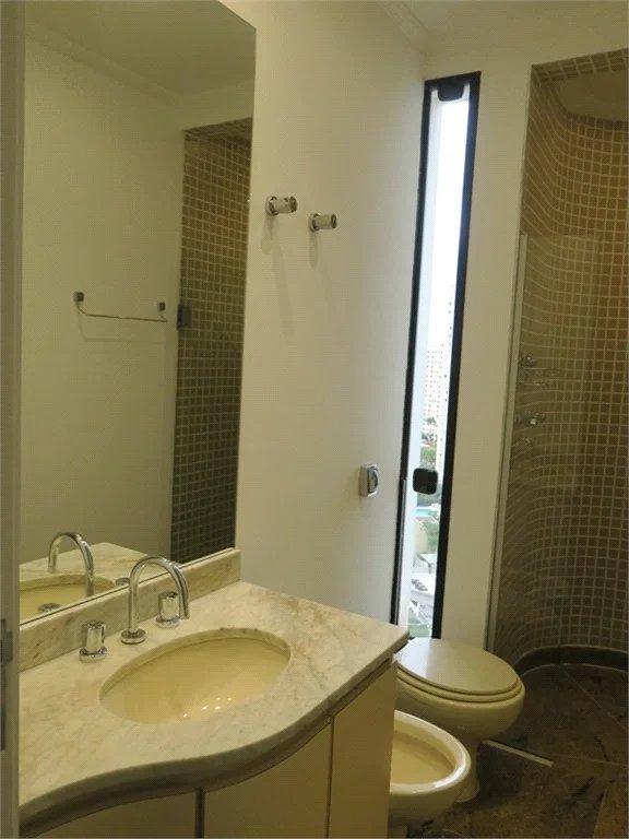 Cobertura à venda com 4 quartos, sendo 2 suítes,  em Vila Suzana, São Paulo, SP