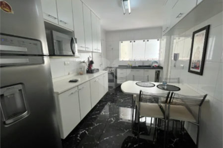Apartamento à venda com 2 quartos, sendo 1 suíte, em Cerqueira César, São Paulo, SP