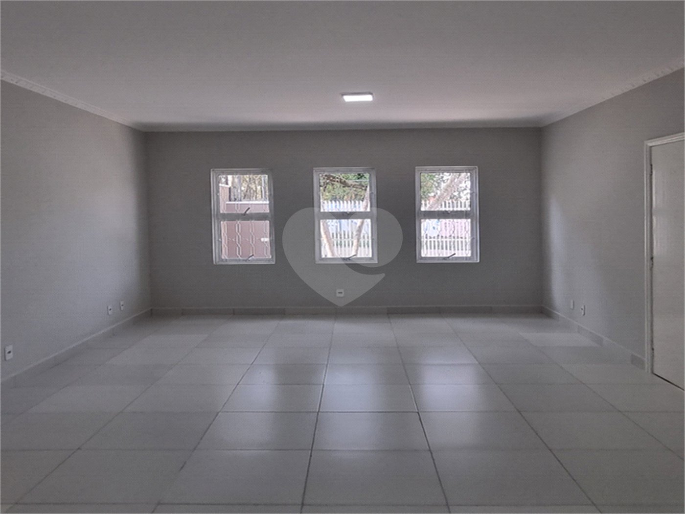 Casa Térrea à venda ou para alugar com 3 quartos, sendo 1 suíte, em Jardim Morada do Sol, Indaiatuba, SP