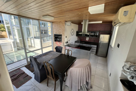 Cobertura à venda com 5 quartos, sendo 3 suítes, em Ipanema, Rio de Janeiro, RJ