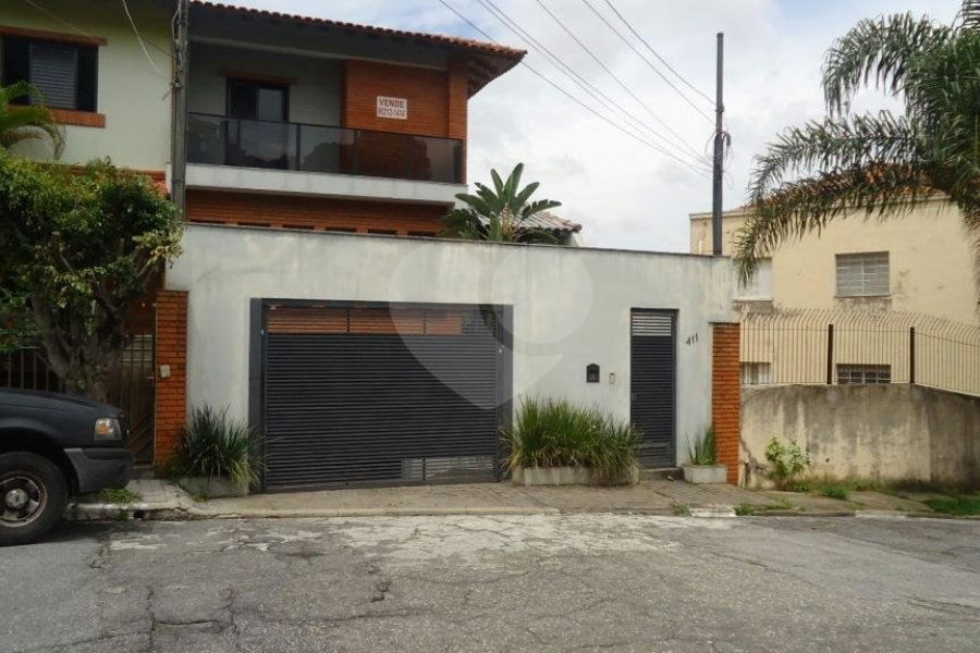 Sobrado à venda com 3 quartos, sendo 1 suíte,  em Vila Paulicéia, São Paulo, SP