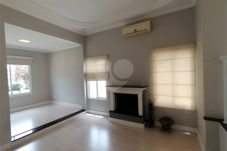 Casa para alugar com 3 quartos, sendo 1 suíte, no condomínio Recanto dos Paturis, Vinhedo - SP