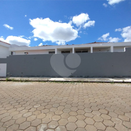 Casa à venda ou para alugar com 4 quartos, sendo 3 suítes,  no Centro, Itapetininga, SP