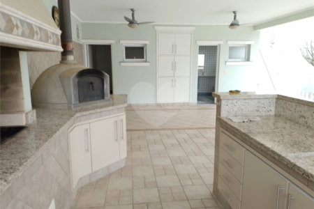 Casa à venda com 4 quartos, sendo 2 suítes,  em Vila Santista, Atibaia, SP