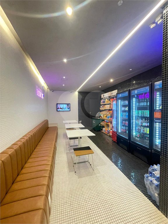 Apartamento à venda com 3 quartos, sendo 1 suíte, em Indianópolis, São Paulo, SP