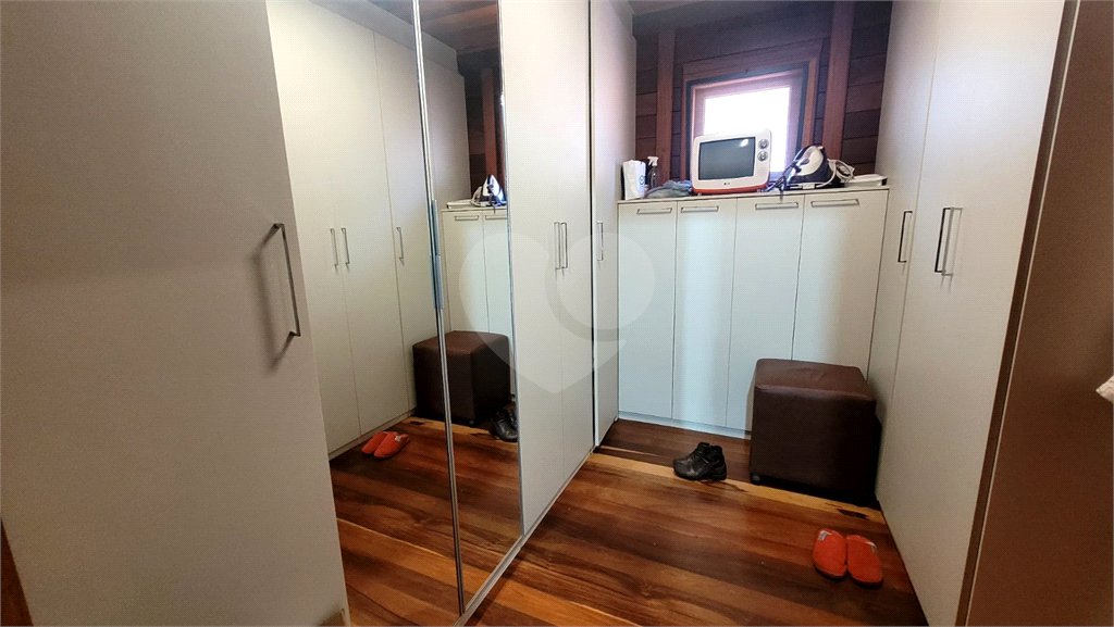 Casa à venda com 2 quartos, sendo 1 suíte,  no condomínio Sausalito, Mairiporã - SP