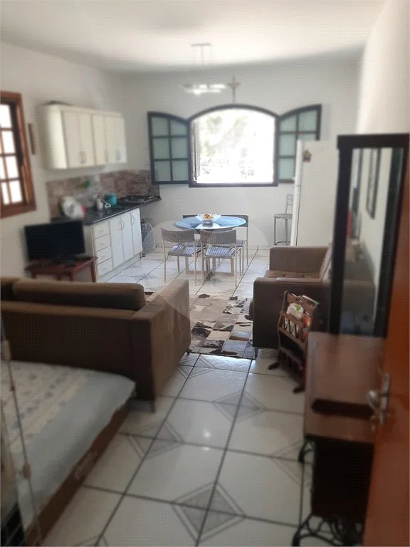 Casa à venda com 2 quartos em Vila Vitório Mazzei, São Paulo, SP