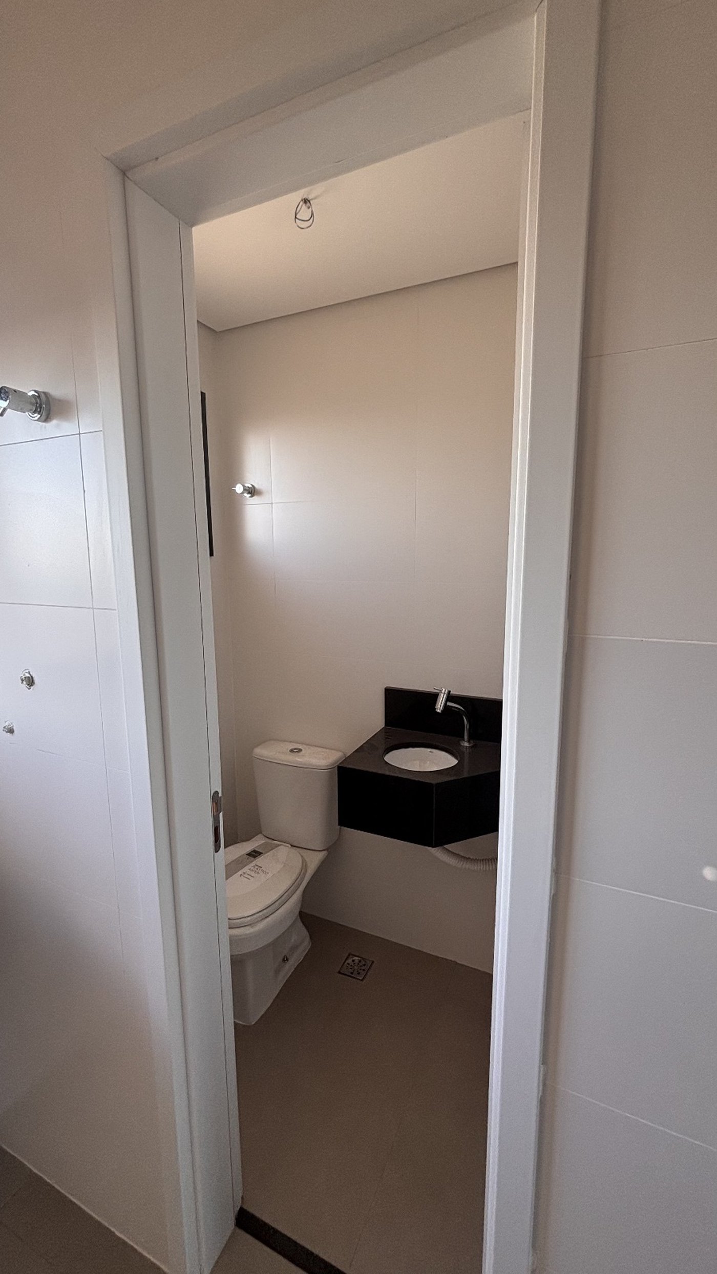 Apartamento à venda com 3 suítes em Edifício Majestic, Presidente Prudente, SP