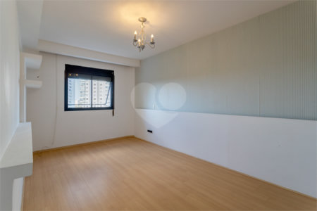 Apartamento à venda ou para alugar com 4 suítes em Alto da Boa Vista, São Paulo, SP