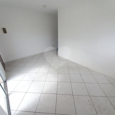 Apartamento à venda com 1 quarto em Vila Haro, Sorocaba, SP