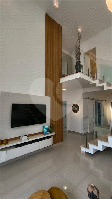 Casa à venda com 3 suítes no condomínio Reserva da Mata, Vinhedo - SP