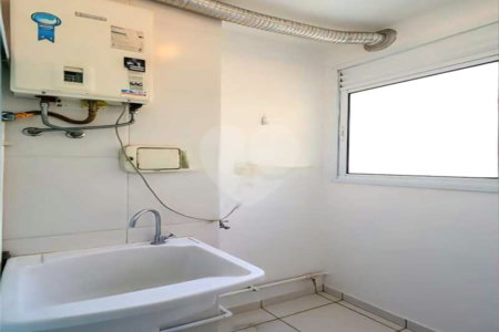 Apartamento à venda ou para alugar com 3 quartos, sendo 1 suíte,  em Vila Andrade, São Paulo, SP