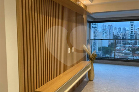 Apartamento para alugar com 3 quartos, sendo 2 suítes, em Pinheiros, São Paulo, SP