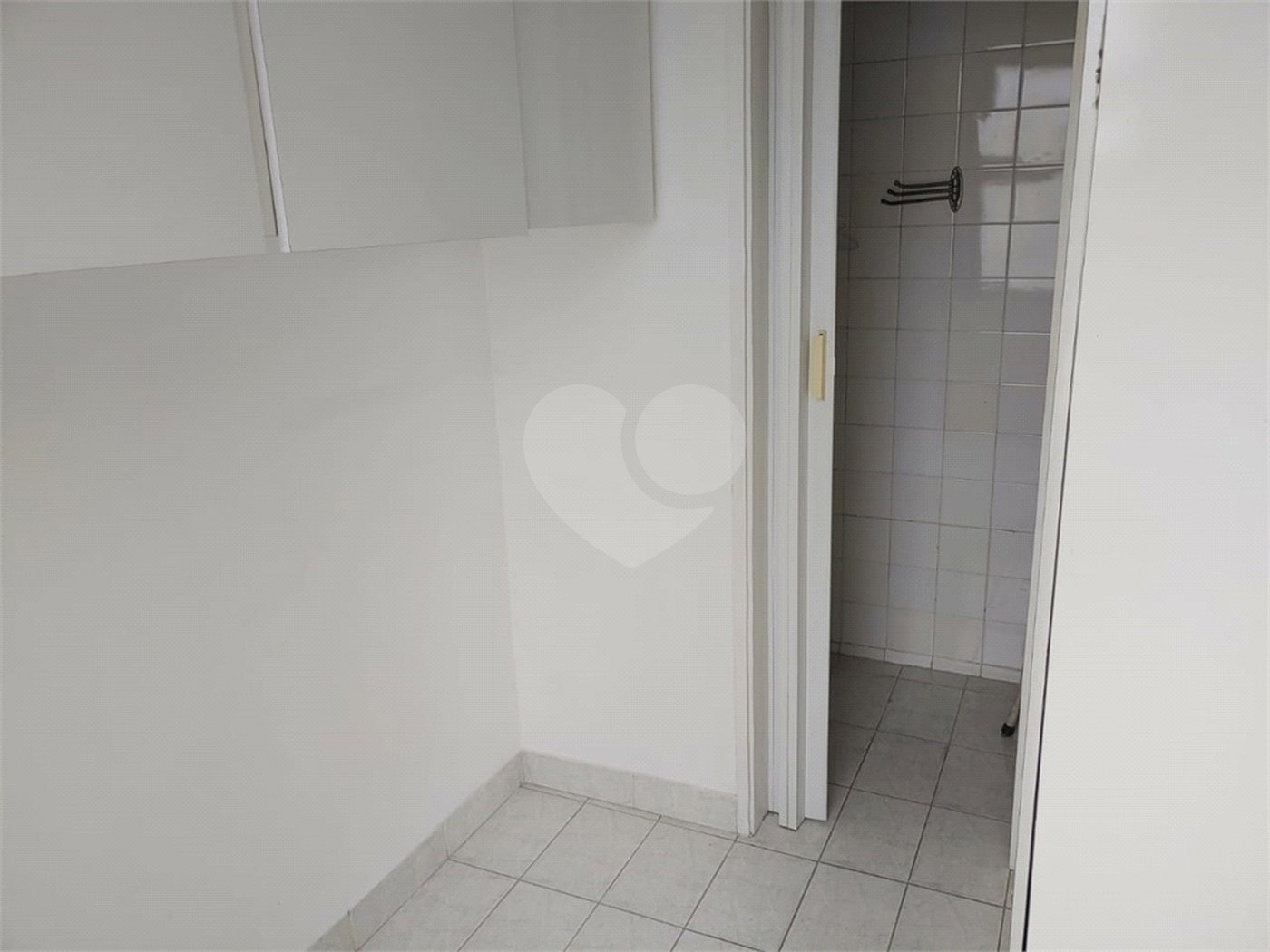Apartamento à venda com 3 quartos, sendo 1 suíte, em Vila Mariana, São Paulo, SP