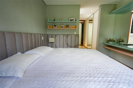 Casa à venda com 5 suítes no condomínio Plaza Athenee, Itu - SP