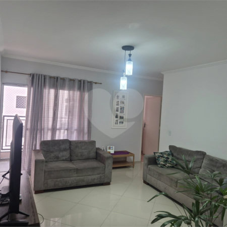 Apartamento à venda com 3 quartos, sendo 1 suíte,  em Parque Santana, Mogi das Cruzes, SP