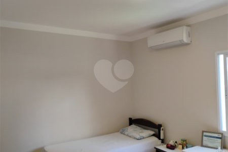 Casa à venda com 3 quartos, sendo 1 suíte, no condomínio Ibi Aram 1, Itupeva - SP