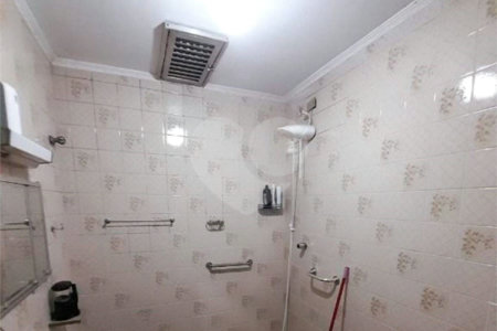 Sobrado à venda com 4 quartos em Vila Firmiano Pinto, São Paulo, SP