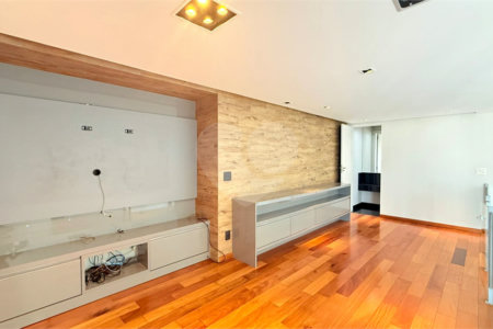 Apartamento à venda com 2 suítes em Cidade Monções, São Paulo, SP