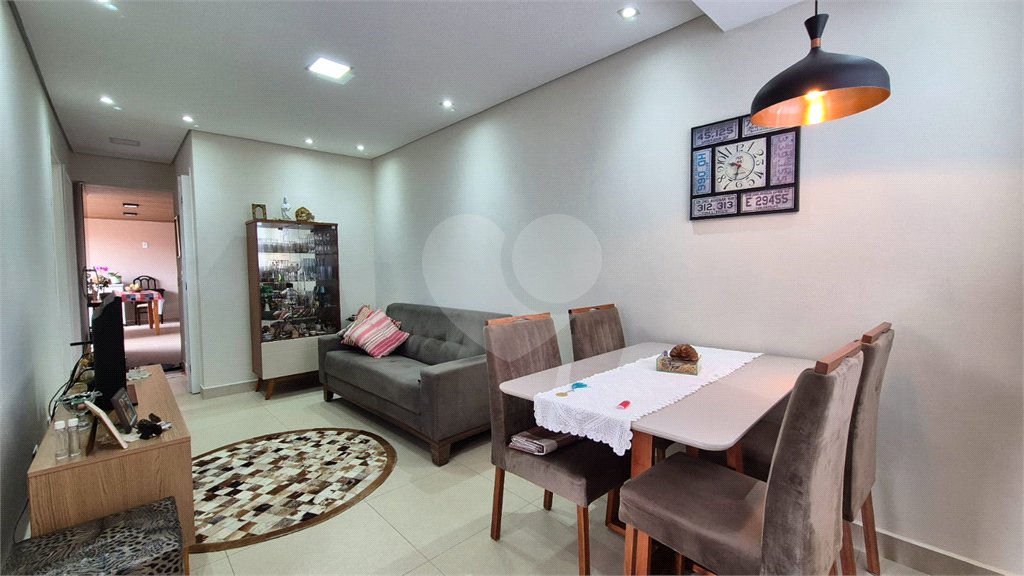 Casa à venda com 2 quartos no condomínio Residencial Estoril, Sorocaba - SP
