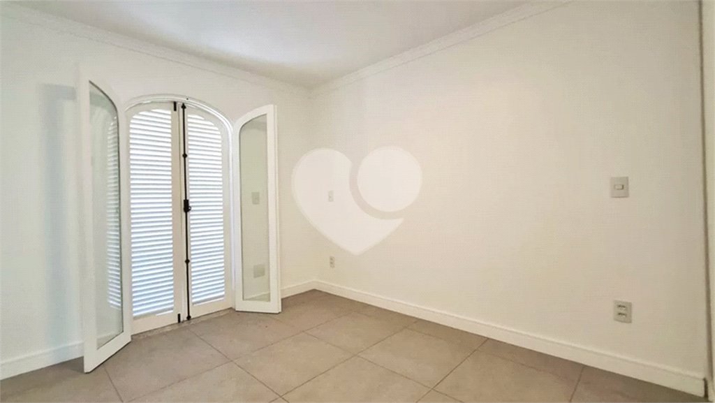 Casa à venda ou para alugar com 3 suítes em Tremembé, São Paulo, SP